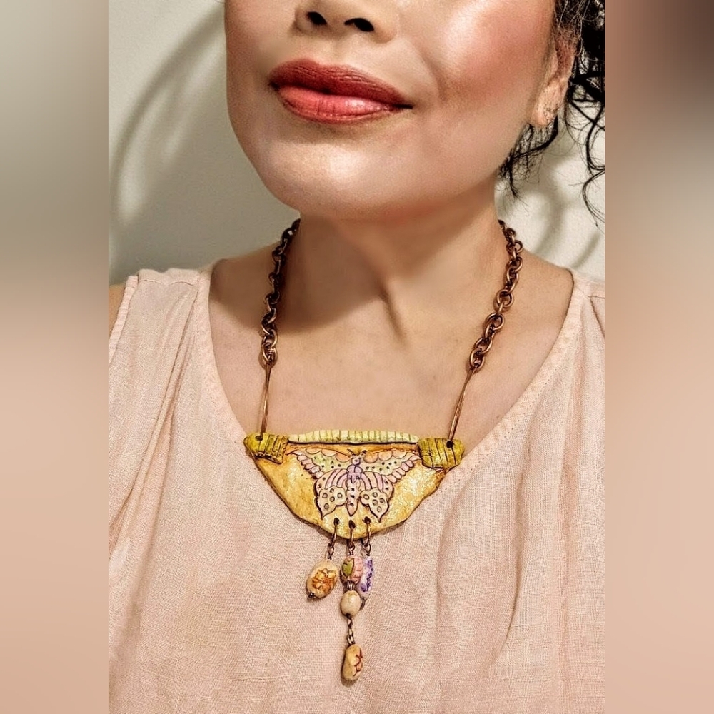 Primitive Cave Rustic Earth Colored Butterfly Pendant & Beads In Clay Necklace - Picture 8 of 9